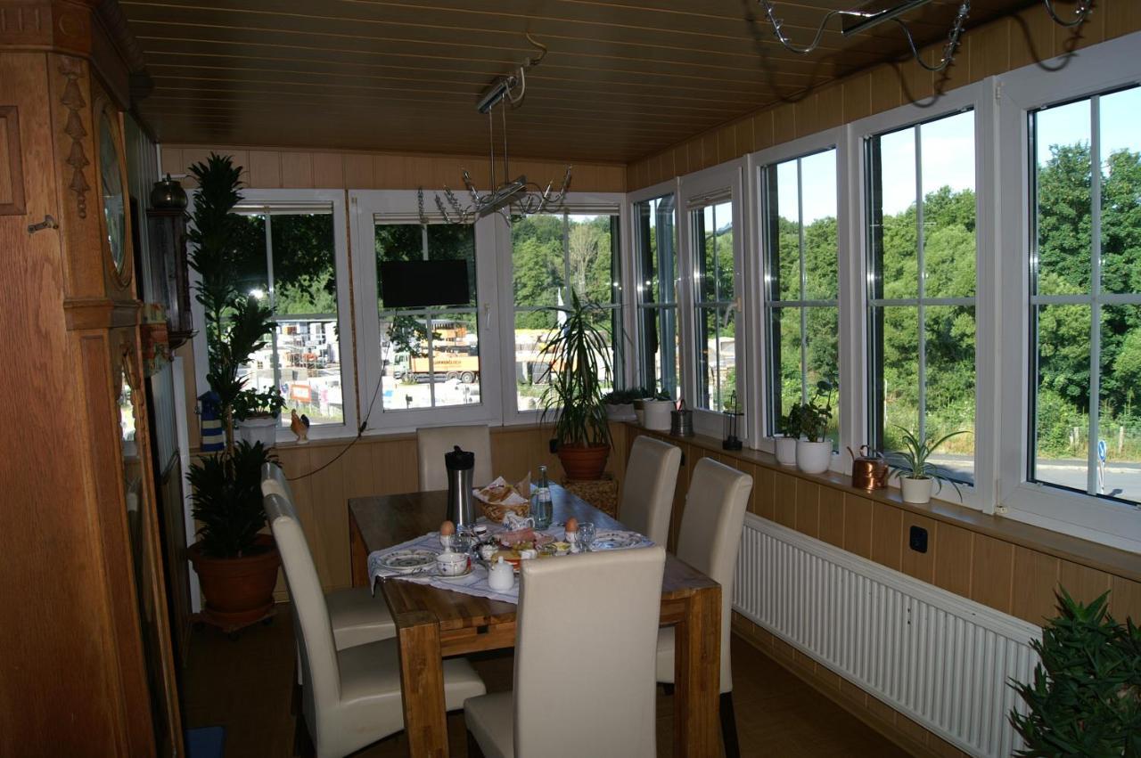 Pension Oberberg Lindlar Exterior foto
