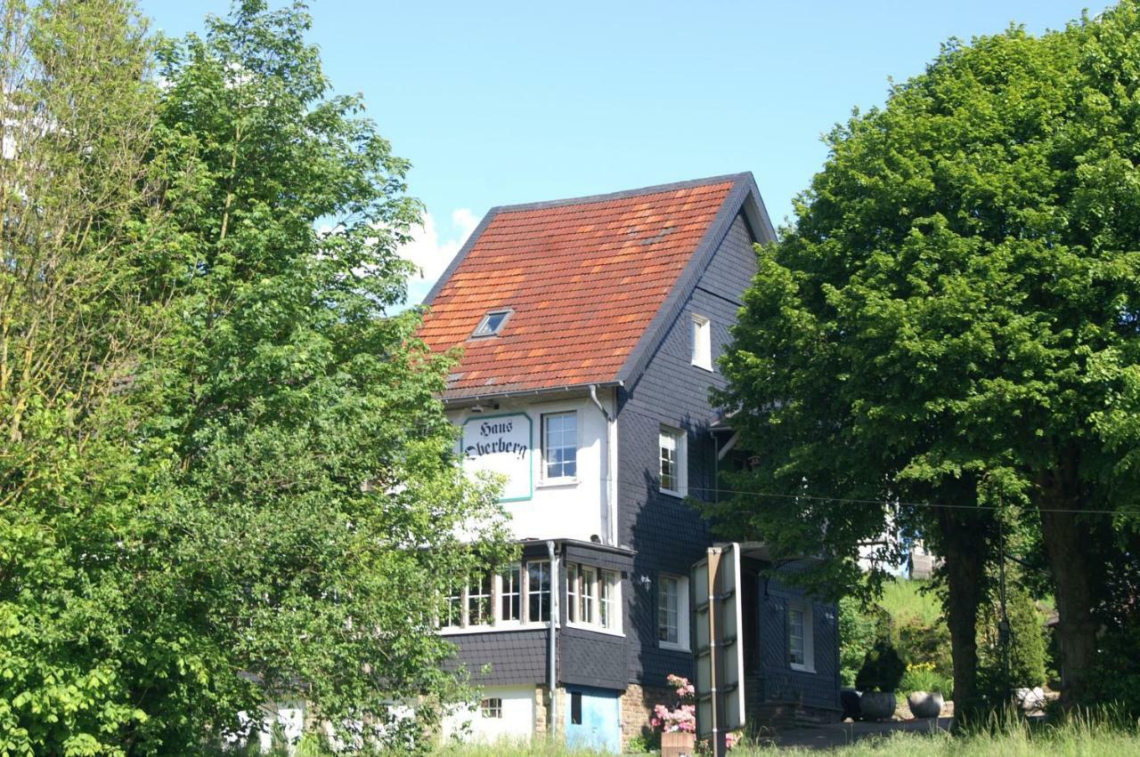 Pension Oberberg Lindlar Exterior foto